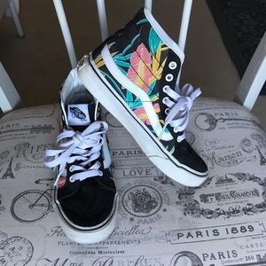 Woman’s High-top vans